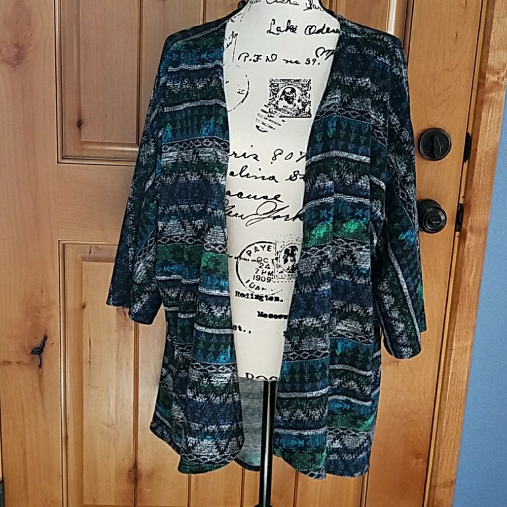 Lularoe LINDSAY LG
